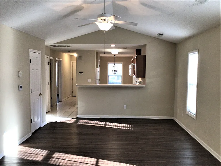 5470 Regent Village Dr — Photo 9