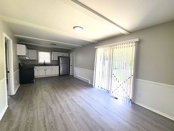 5th image of 6808 Covecreek Dr