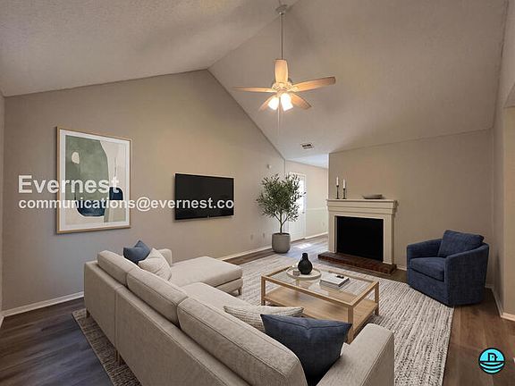 3rd image of 5565 Chapel Hill Dr