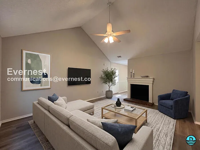 5565 Chapel Hill Dr — Photo 3