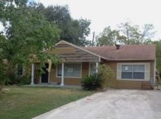 9011 Beverlyhill St, Houston, TX 77063