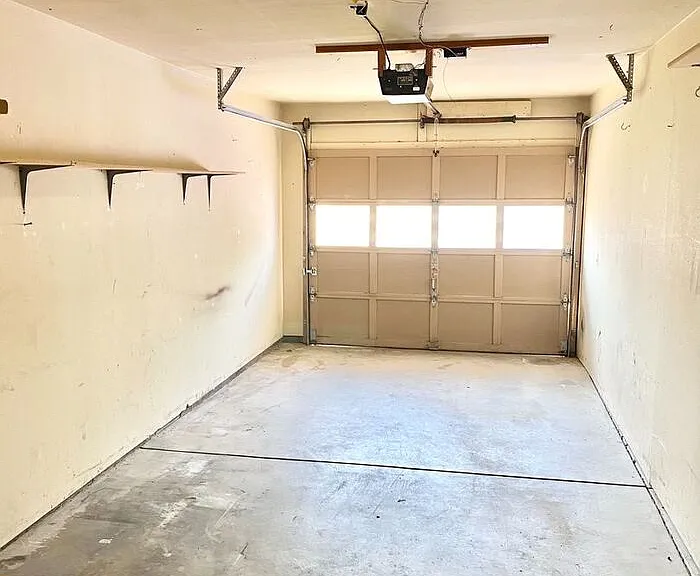 3208 White Elm Ct — Photo 9