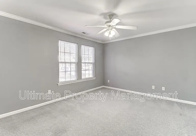 502 Shortfin Dr — Photo 16