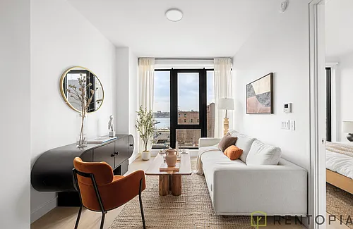 622 11th Ave #1006 Photo 1