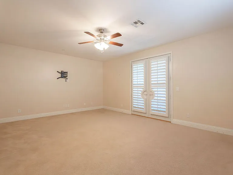 10387 Sweet Laurel St — Photo 43