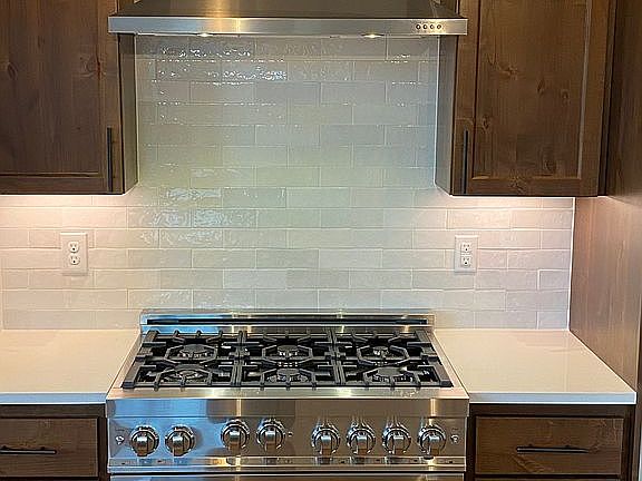 2nd image of 1702 SE 43rd Way #66