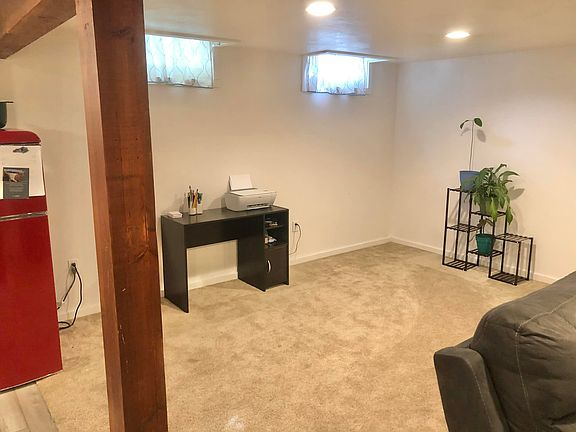 2nd image of 1119 S Lincoln St #1