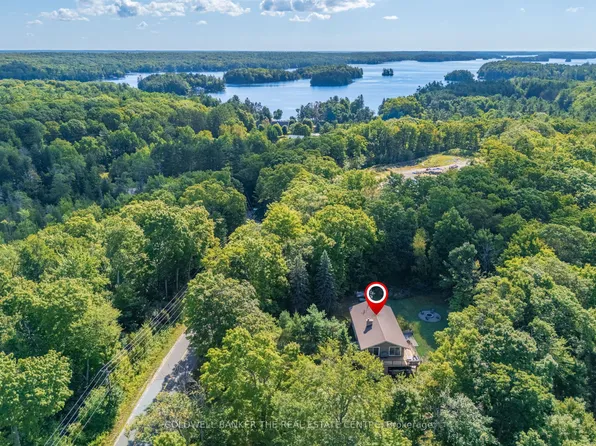 1100 Mortimers Point Rd, Muskoka Lakes, ON P0B 1J0