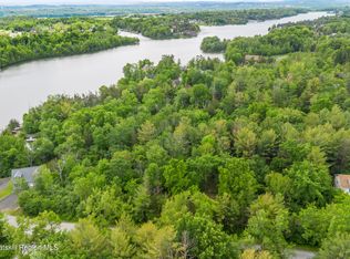21 Rip Van Winkle Drive, Coxsackie, NY 12051