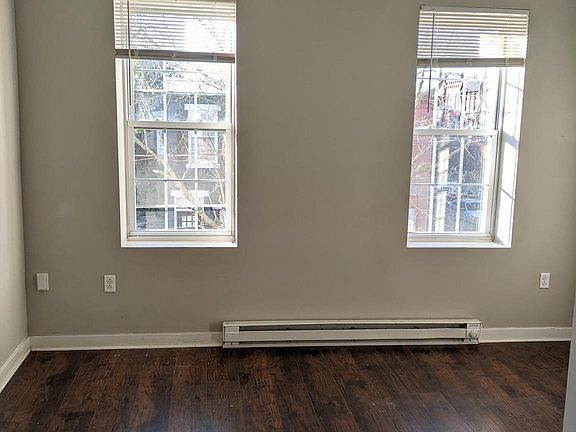 2nd image of 1261 N 23rd St Floor 2