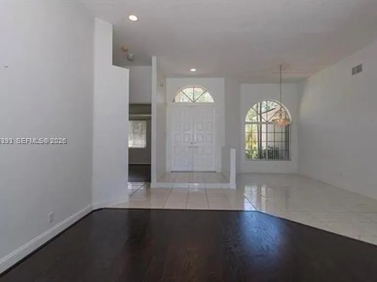 3066 Lakewood Cir #0 — Photo 4
