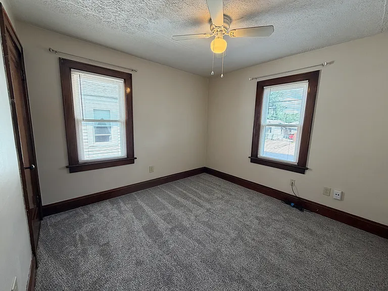 474 Franklin Ave — Photo 7