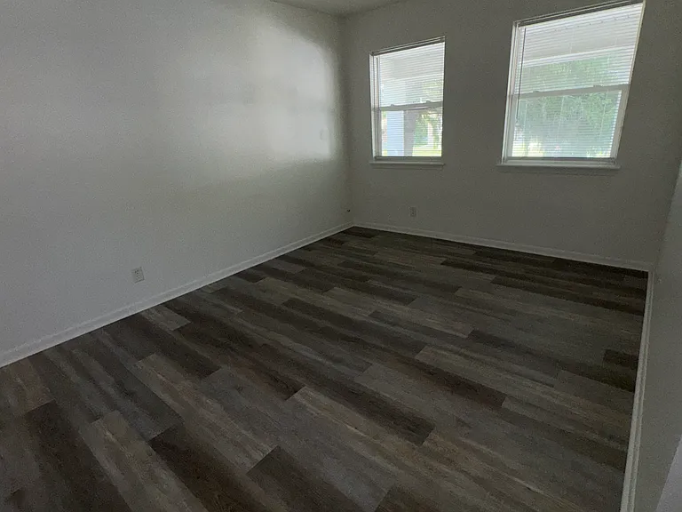 1032 Dennis St #2 — Photo 12
