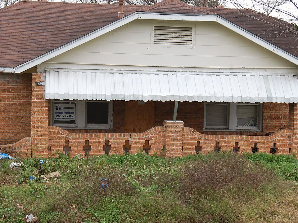 1st image of 2527 Craigmont St