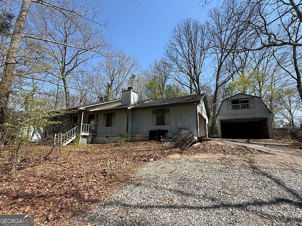 1st image of 375 Strickland Rd