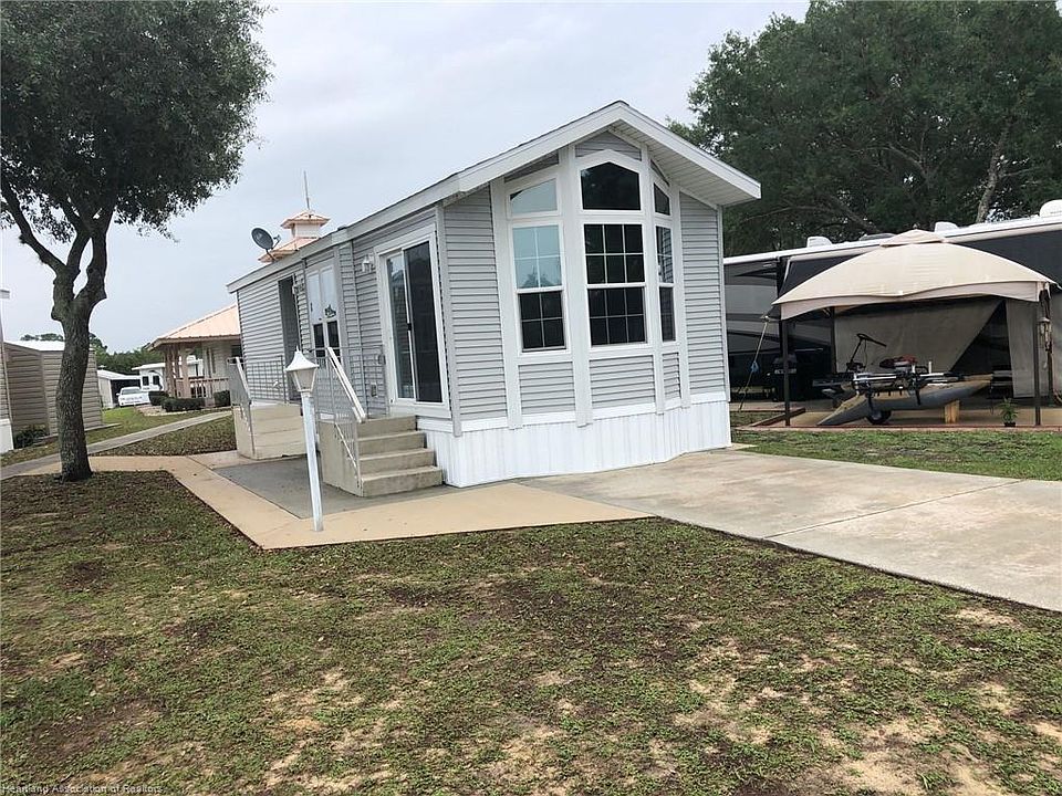 1st image of 45 Hidden Harbor Ln