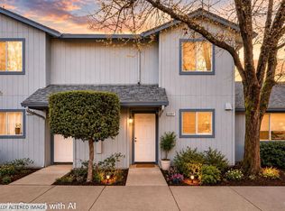 209 Elbridge Ave APT F, Cloverdale, CA 95425