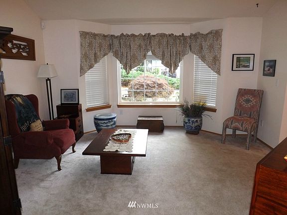 5th image of 4699 Thielbar Lane NW