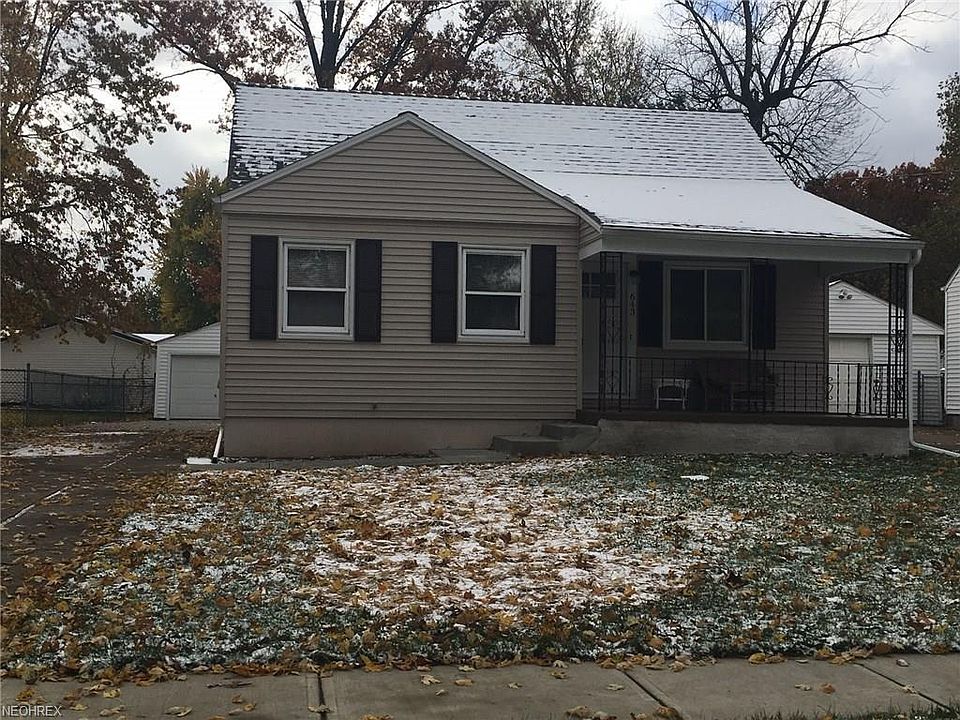 1st image of 643 Harvard Ave