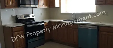 2412 Amber Hill Ln — Photo 103