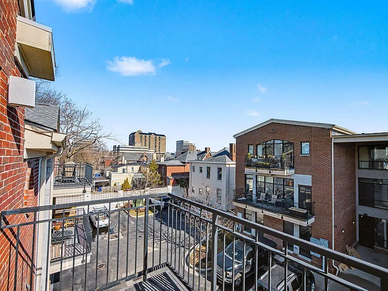 261 S Limestone St #304 — Photo 62