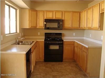 3rd image of 4998 S Lebrun Ct