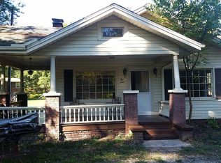 212 Rutledge Dr, Hendersonville, NC 28739