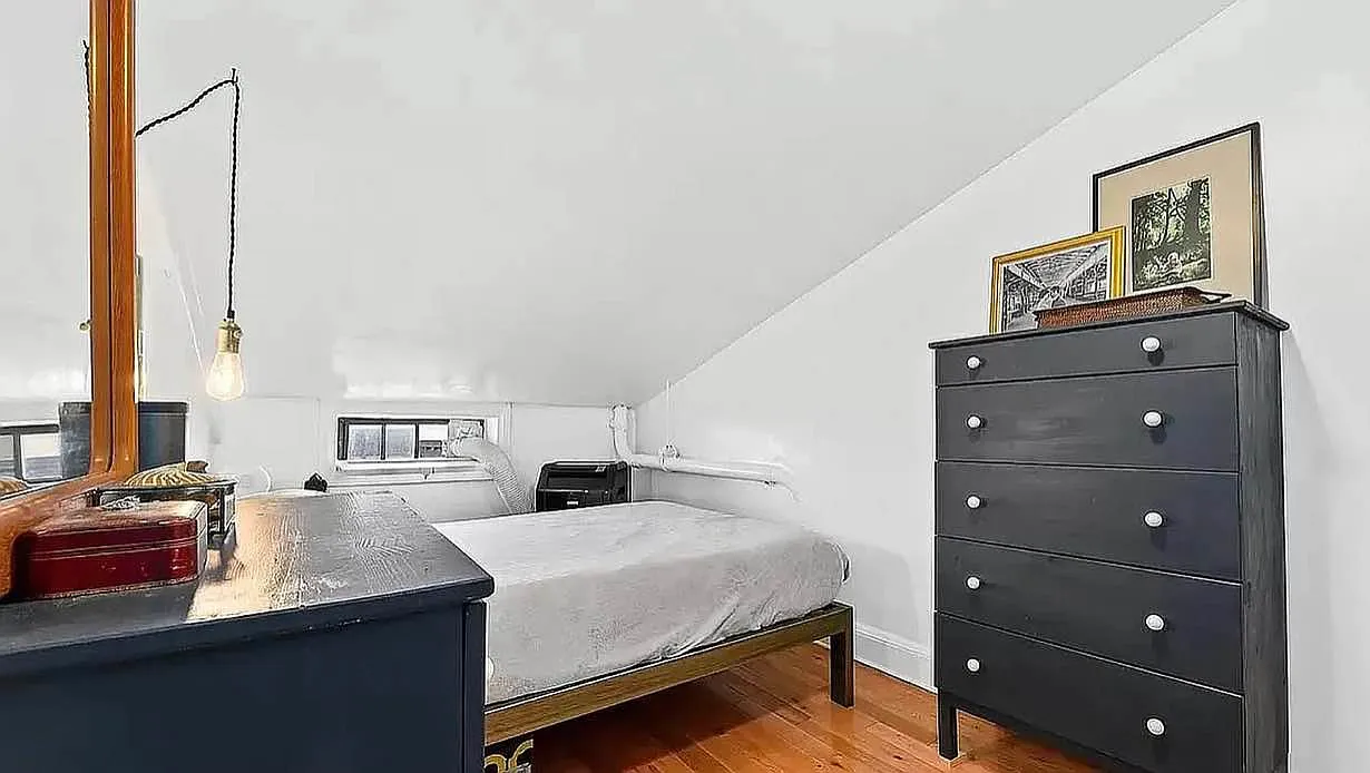 218 Saint John's Place — Photo 3