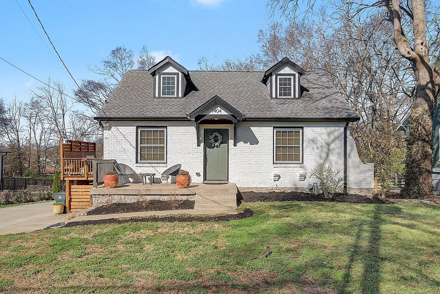 3 bed, 2.5 bath, 1700 sqft, $4,500 — Photo 1