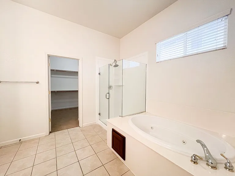 9721 Toscano Dr — Photo 42