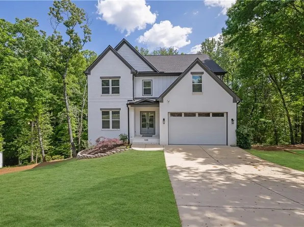 6181 Shoreland Cir, Buford, GA 30518