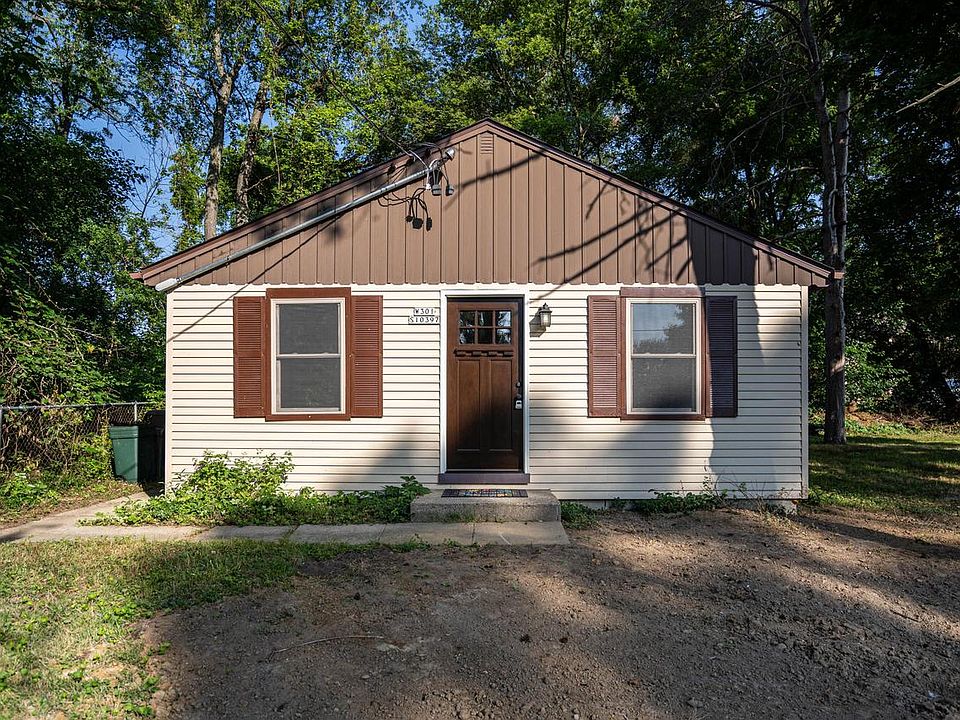 1st image of W301S10397 Hillside DRIVE