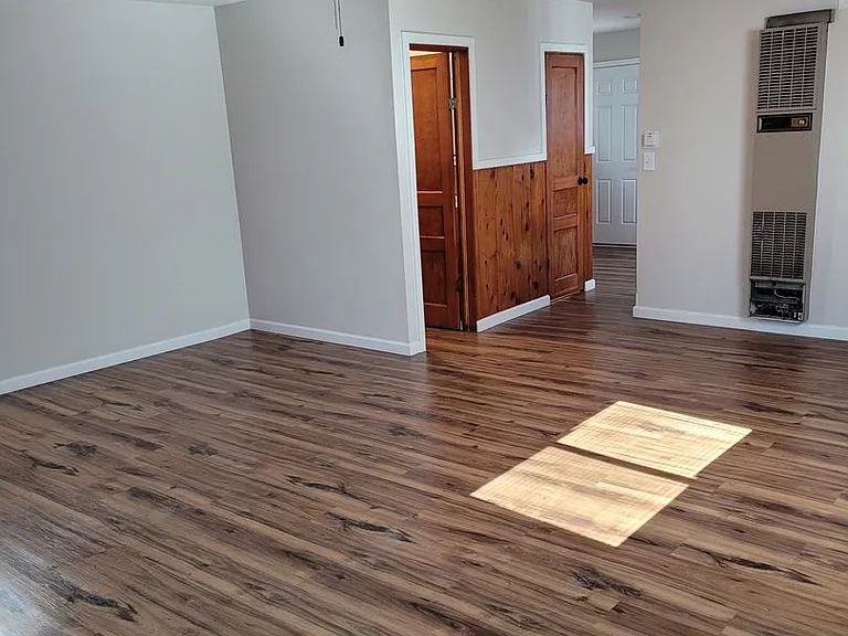 2044 & 2046 Reclamation Ave — Photo 14