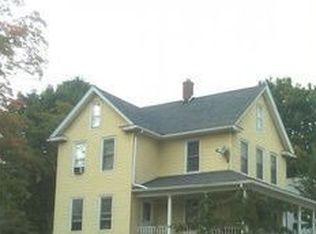 22 Center St, Windsor Locks, CT 06096