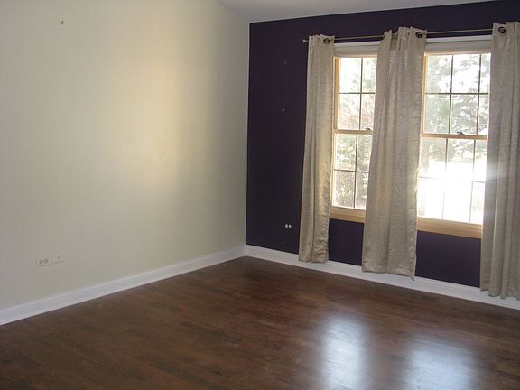 4th image of 14130 Sterling Dr