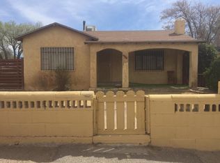 430 La Vega Dr SW, Albuquerque, NM 87105