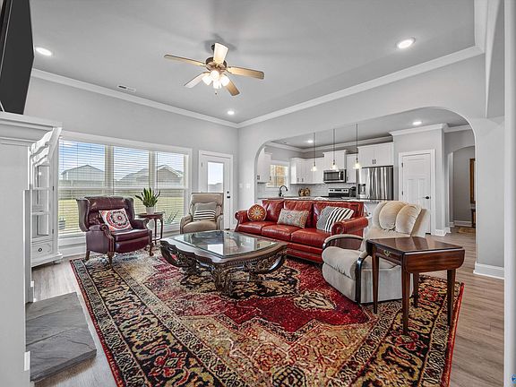 4th image of 116 Parvin Way Dr