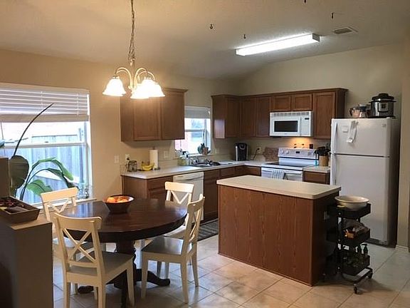 4th image of 4216 Sonoma Dr