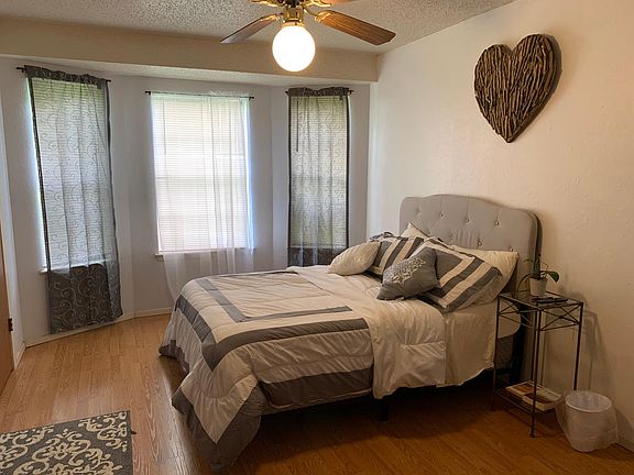 2nd image of 2008 Kirksey Dr APT B