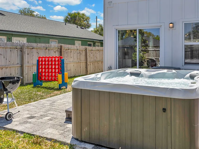 635 5th Ave S #2-ID1531282P — Photo 5