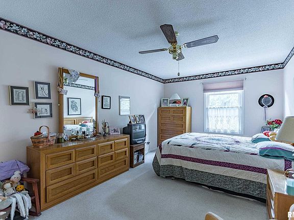 5th image of 2938 Archer Dr