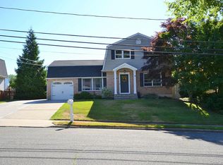 17 Wade Drive, Lake Grove, NY 11755
