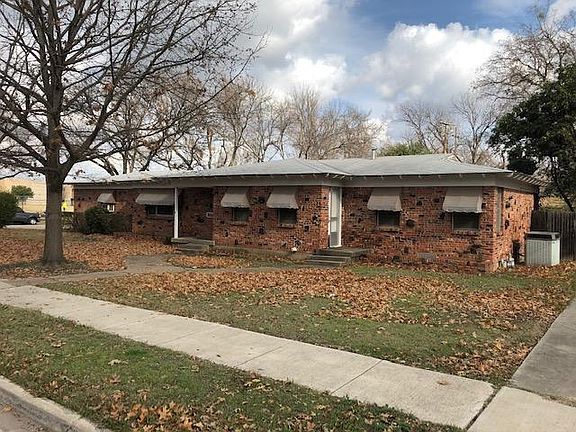 2nd image of 3824 Norton Dr