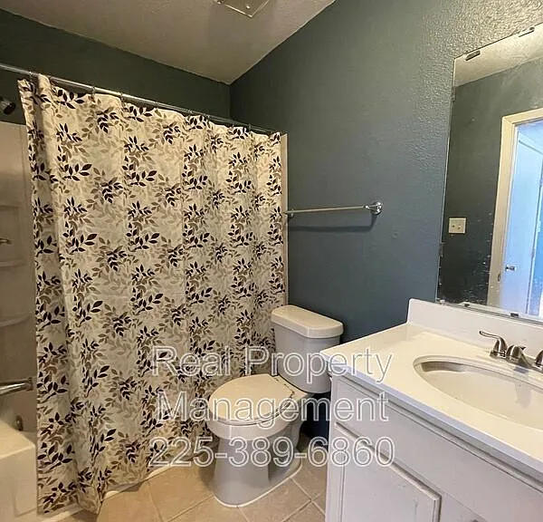 2246 Anne Marie Dr #C — Photo 7