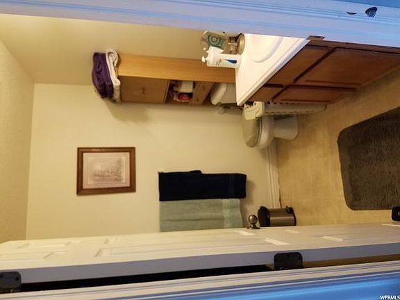 4th image of 4032 S Bahama Way