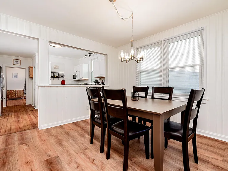 1304 Dammert Ave — Photo 15