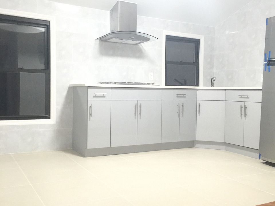 1st image of 9423 54th Ave #3