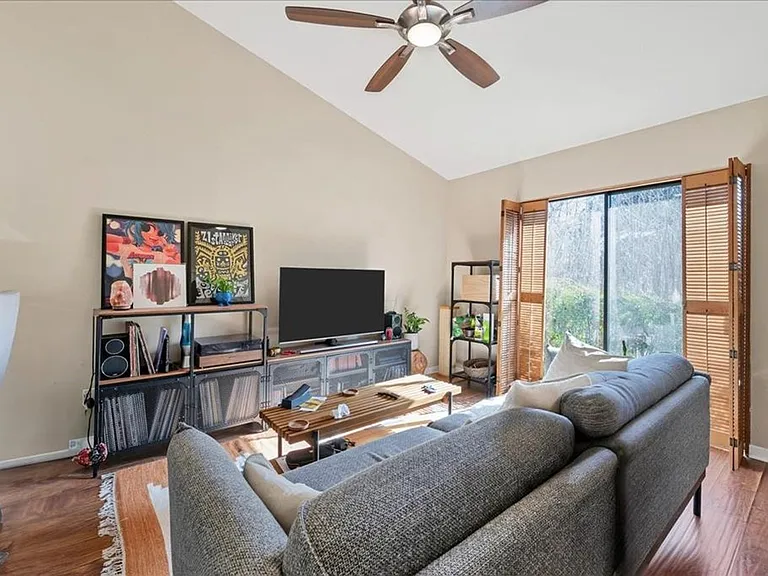 2904 Pearl St #D — Photo 8