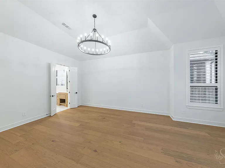 4318 Driftrose Dr — Photo 25