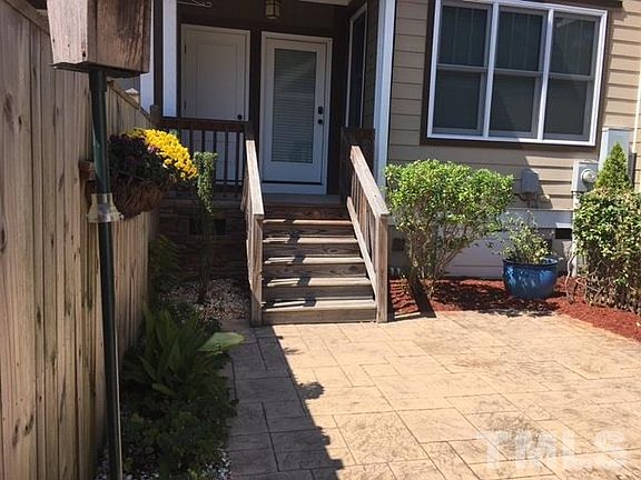5th image of 3843 SW Durham Dr